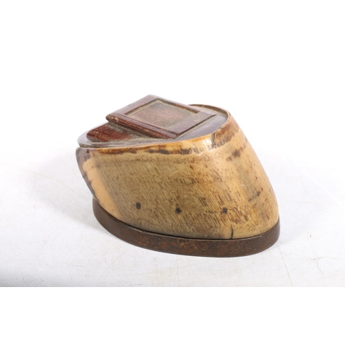 272 - Victorian horses hoof presentation plaque holder, L15cm.