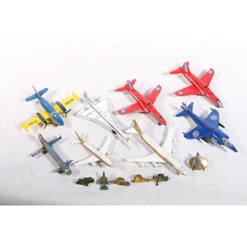 283A - Selection of die cast painted plane toys and Thunderbirds enamel badges