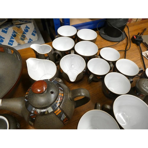 32 - Large Denby Marrakesh dinner service.