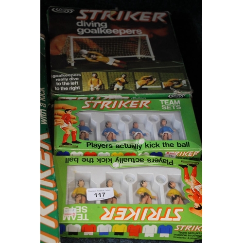 117 - Striker football game with teams, goalkeepers, etc.