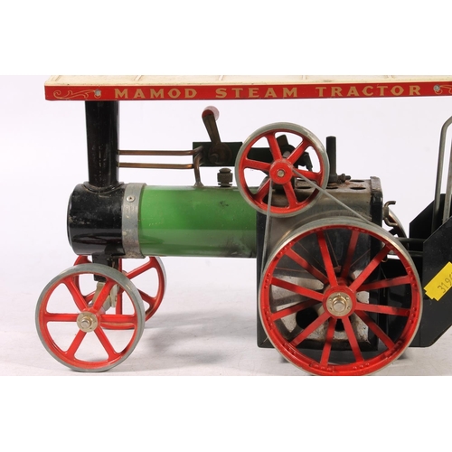 138 - Mamod lumber wagon in original box and a Mamod steam tractor.