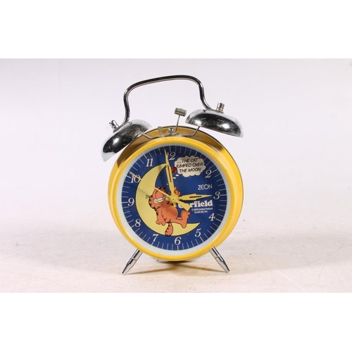 213 - 1970s vintage Garfield alarm clock.