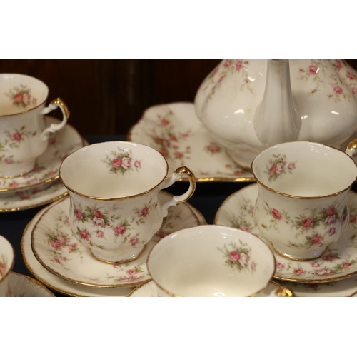 27 - Paragon Victoriana Rose teaset.