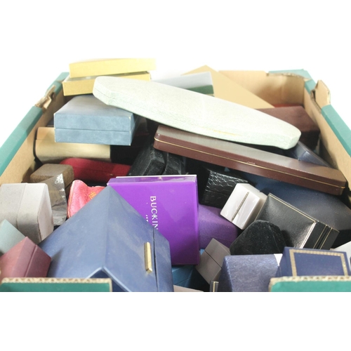 515 - Large selection of jewellery boxes and cases.