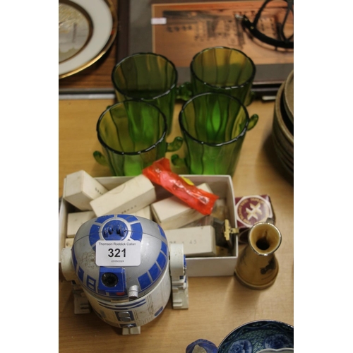 321 - R2D2 model, clock pieces, etc.