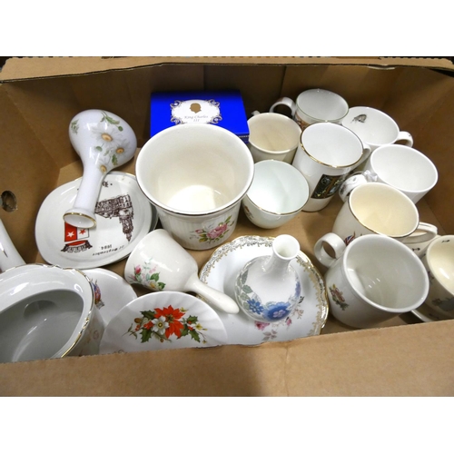 115 - Collection of commemorative ceramics to include mugs, dishes etc