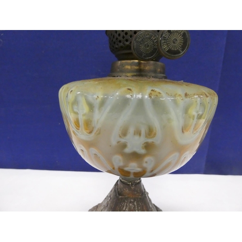 162 - Antique oil lamp with vaseline glass reservoir.