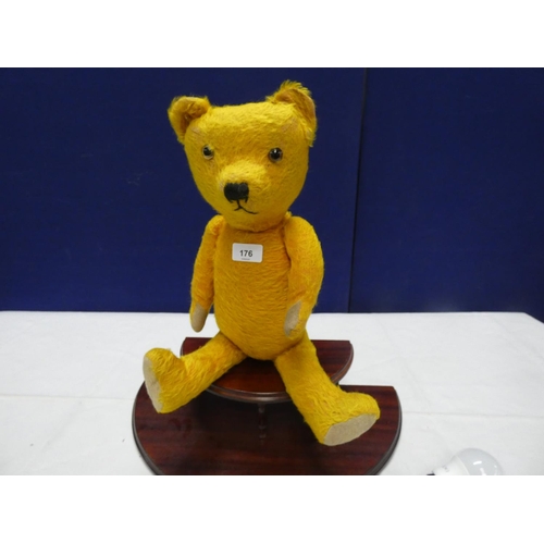 176 - 1930's Golden Mohair Hump Back straw filled teddy with glass eyes, fully jointed.