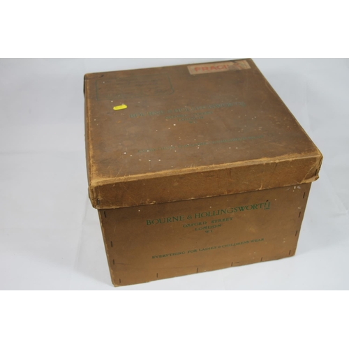 333 - Vintage Victor Jay & Co. top hat in original box.