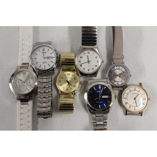 529 - Selection of seven wristwatches incl. Lorus, Sekonda etc.