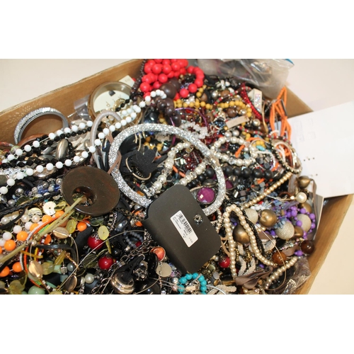 533 - Large box of costume jewellery.