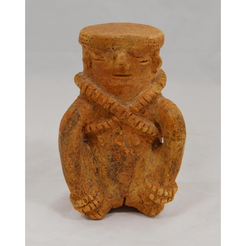 304 - Pre-Columbian terracotta figure (Sinu region, Colombia), 600 - 1,600 BC, detailed in ochre, 16cm hig... 