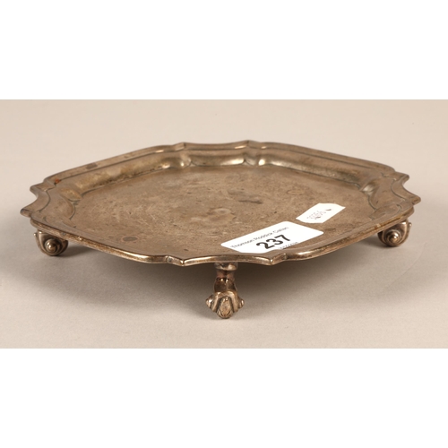 237 - Footed silver dish 15cm x 15cm, hallmarked Chester 1927, 248g