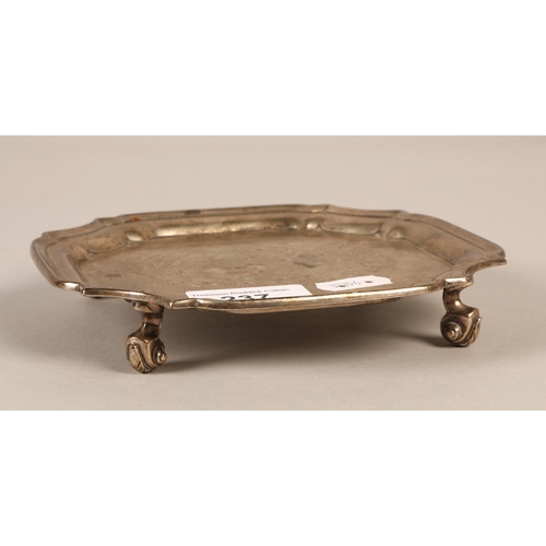 237 - Footed silver dish 15cm x 15cm, hallmarked Chester 1927, 248g