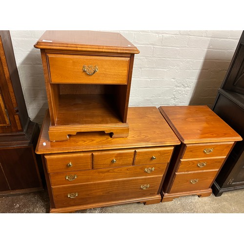 587 - Younger Furniture three over two chest of drawers, three-drawer chest and bedside chest/sidetable