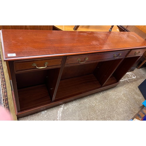 655 - Sideboard with three fitted drawers, H 83.5cm, W 152cm, D 31cm