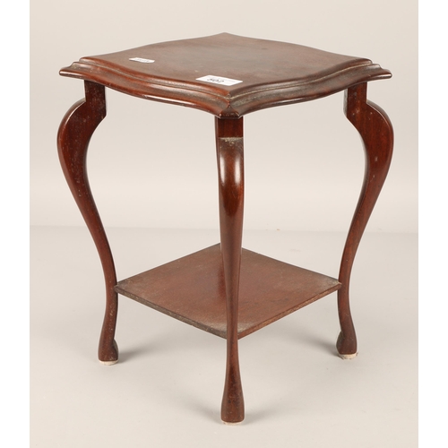 502 - Miniature mahogany table / plant stand, 33cm h