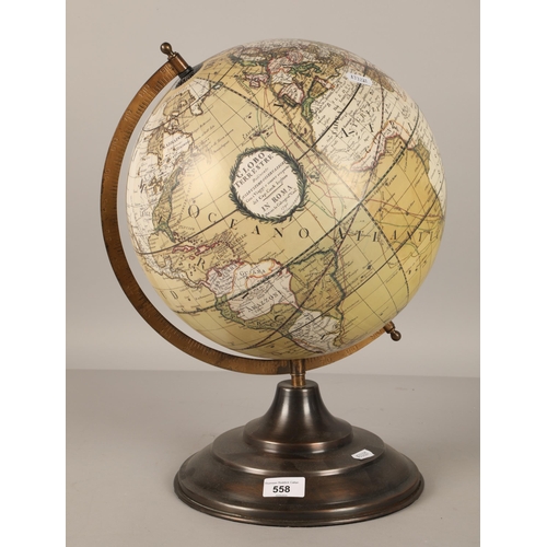 558 - Retro globe