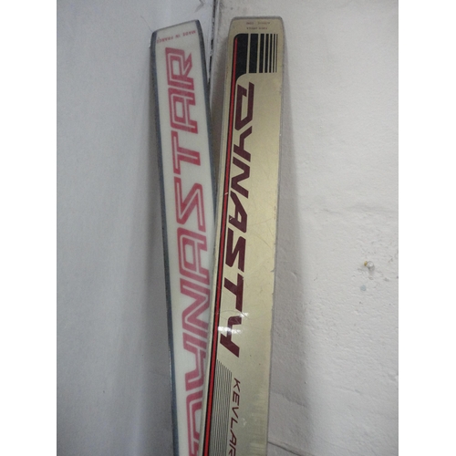 119 - Pair of Kastle skis and a pair of Dynastar Kevlar skis.