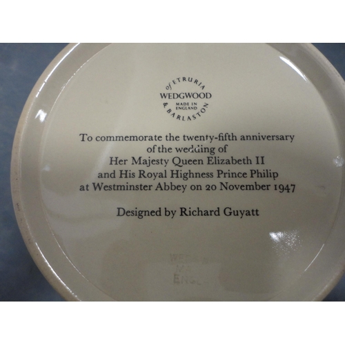 129 - Porcelain cabinet plates to include Royal Doulton examples, commemorative mugs and plates, 'The Buff... 