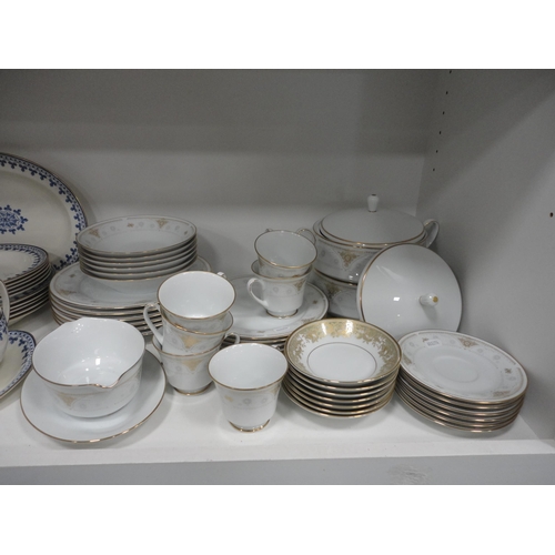 131 - Tea and dinnerwares to include Noritake 'Highclere' pattern , Wedgwood Etruria, Royal Doulton, Tusca... 