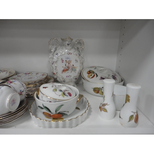 158 - Royal Albert 'Old Country Roses' pattern teapot, ramekins, Royal Albert part tea set, Royal Worceste... 