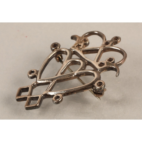 153 - Silver brooch, Edinburgh hallmark, 5.3g