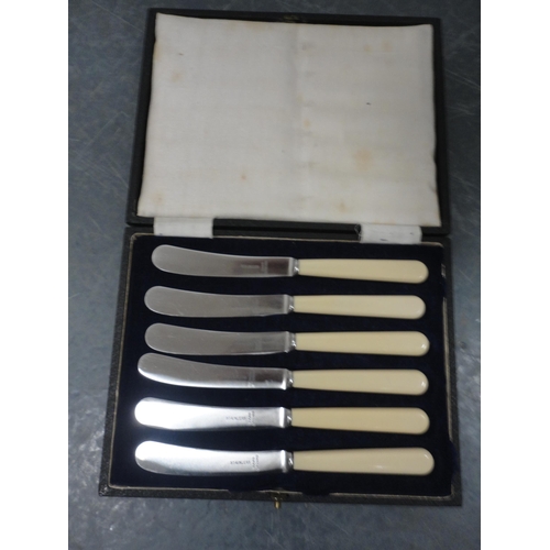 193 - Group of boxed EP cutlery to include a set of six EP teaspoons, cased butter knives, set of twelve E... 