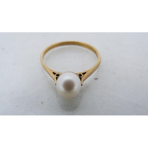 296 - 9ct gold lady's pearl-set ring and a 9ct gold gem-set five-stone ring (probably garnets), 3.7g gross... 