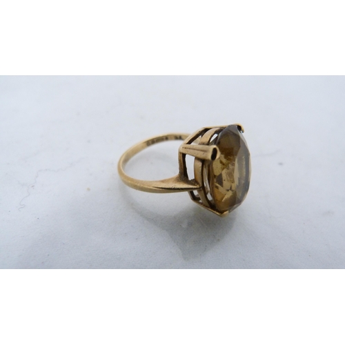 308 - 9ct gold lady's citrine-style ring, 4.3g gross.