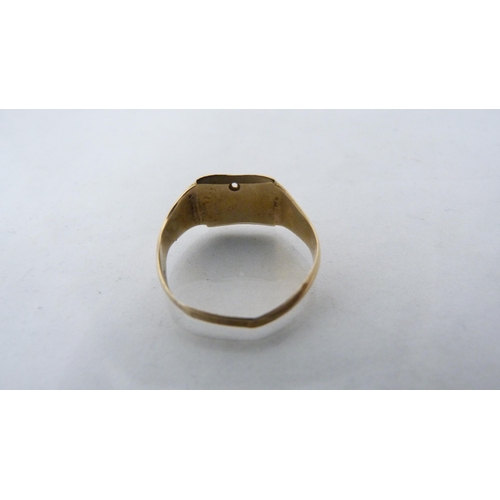 328 - 9ct gold gent's signet-style ring, 2.5g gross.