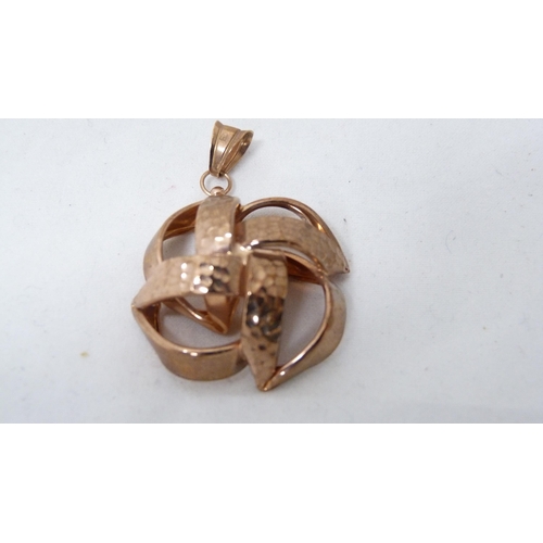 336 - Rose coloured pendant stamped '375' to the clasp only.