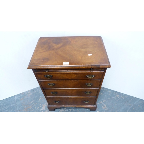 365 - Small walnut chest of four drawers, with brushing slide.