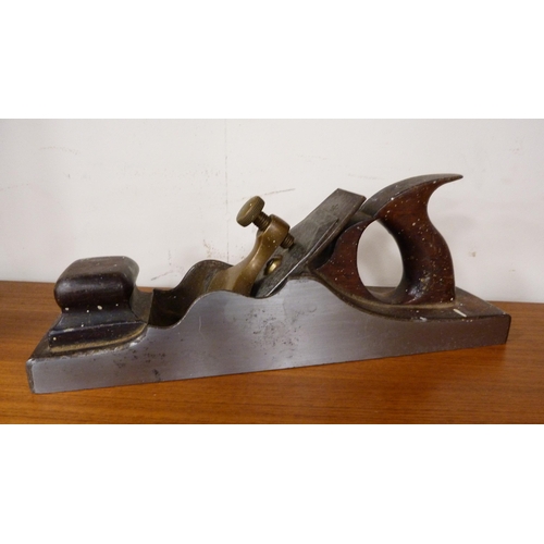 403 - Mountford & Sons metal woodworking plane and a W&P metal and wood-mounted woodworking plane,... 