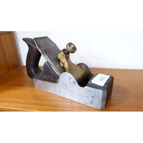 403 - Mountford & Sons metal woodworking plane and a W&P metal and wood-mounted woodworking plane,... 