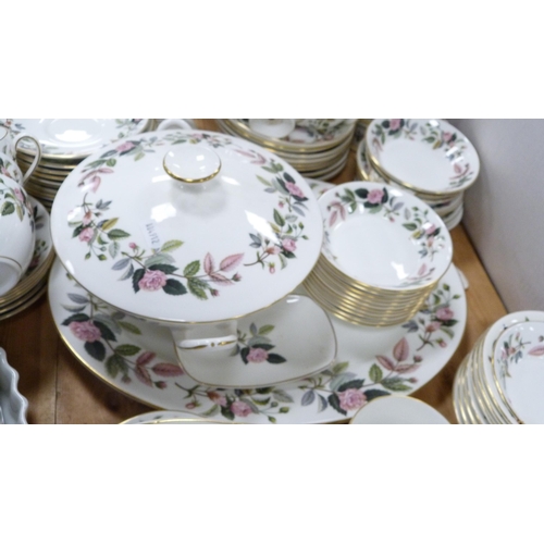 67 - Large collection of Wedgwood 'Hathaway Rose' pattern dinner, tea and coffee wares to include ramekin... 