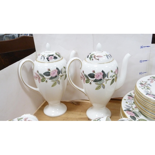 67 - Large collection of Wedgwood 'Hathaway Rose' pattern dinner, tea and coffee wares to include ramekin... 