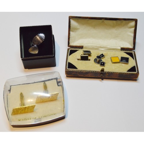 183 - Rotary 9ct gold gent's watch, various other wristwatches and jewellery.