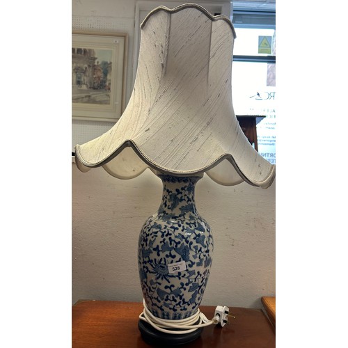 528 - Large table lamp with oriental blue and white ceramic base