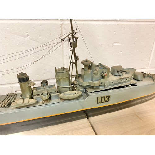 712 - Large model naval ship 'LO3', approx. 100cm length