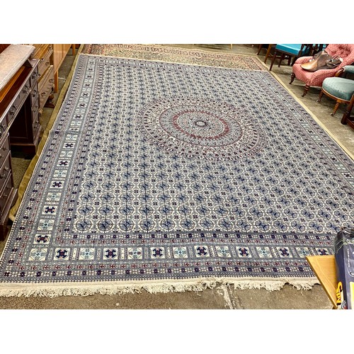 624 - Large Turkish rug, approx. 400cm x 300cm