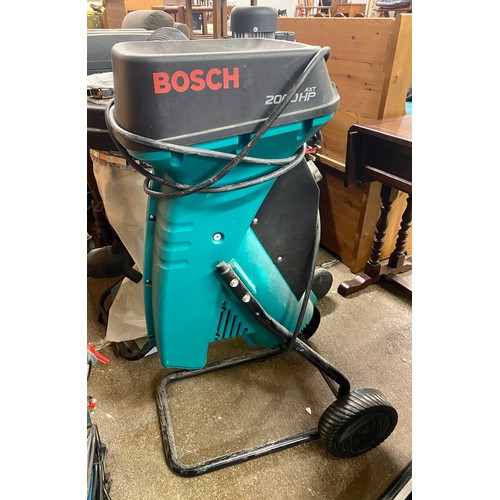 680 - Bosch AXT 2000 HP garden shredder