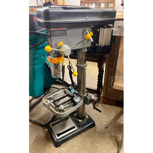 Titan 700W Drill Press TTB541DBT