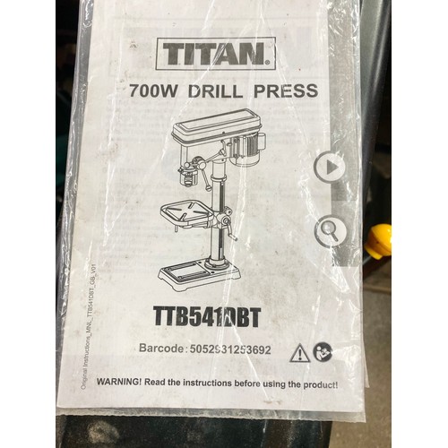 681 - Titan 700W Drill Press TTB541DBT