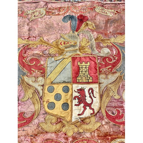 713 - Heraldic tapestry bearing coat of arms, 95cm x 126cm