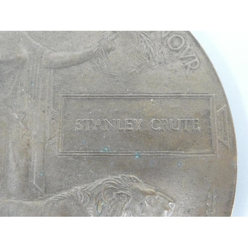 321 - WW1 Dead Man's penny commemorating Stanley Crute. 