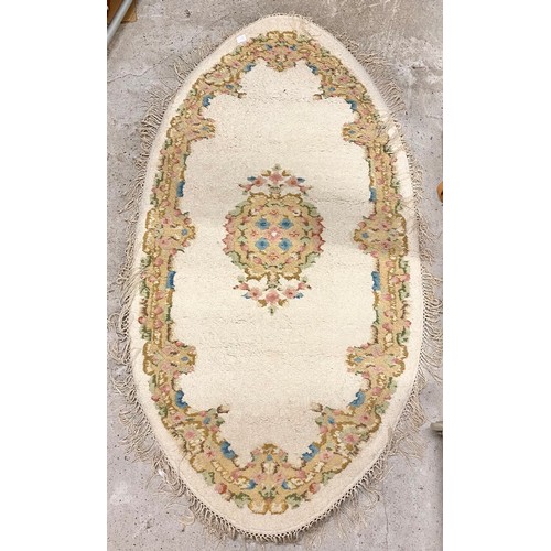 707 - Cream floral oval floor rug