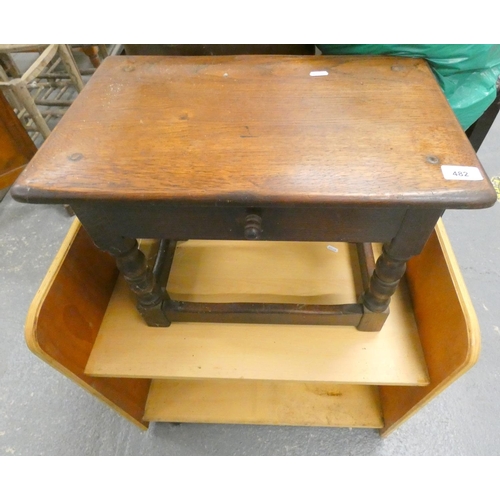 482 - Oak side table with drawer.