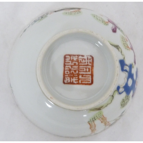 296 - Chinese porcelain tea bowl, (probably Qing Dynasty), bearing marks probably for Tongzhi (1862-1874),... 