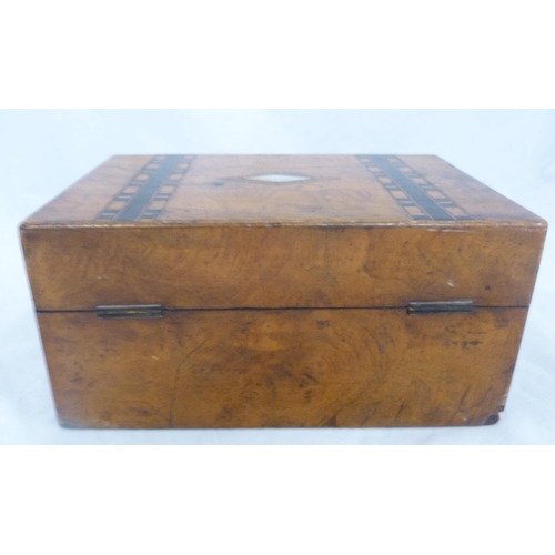 216 - Victorian Tunbridge walnut marquetry sewing box inset with mother of pearl lozenge to the hinged top... 